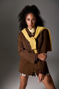 stylish-african-american-woman-showcasing-autumn-f-2026-01-09-11-58-29-utc.jpg